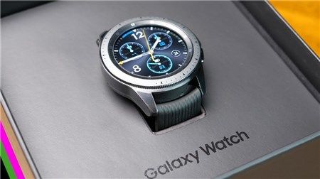 Samsung Galaxy Watch: Trải nghiệm đồng hồ cơ trên Smart Watch