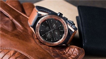 Smartwatch thời trang TAG Heuer Connected Modular 45