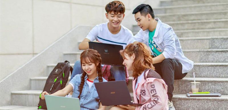 Chọn laptop cho sinh viên xã hội - Techzones