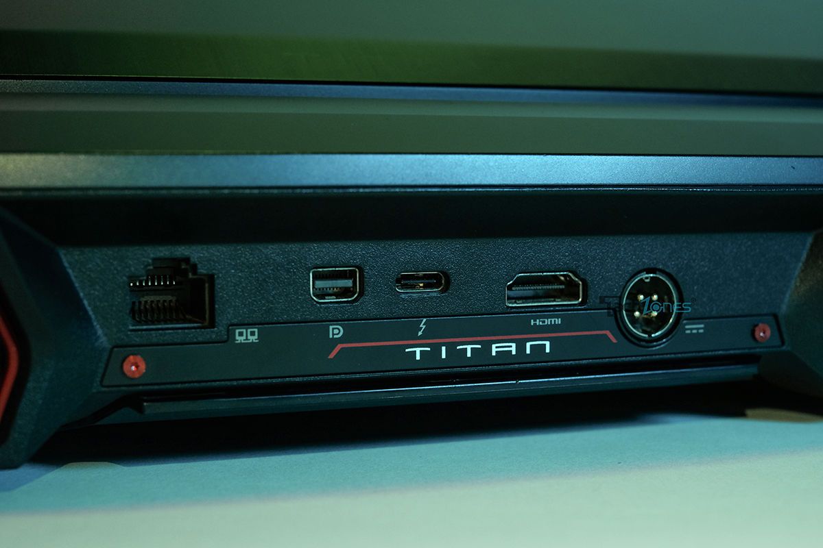 MSI GT75 Titan 8RG