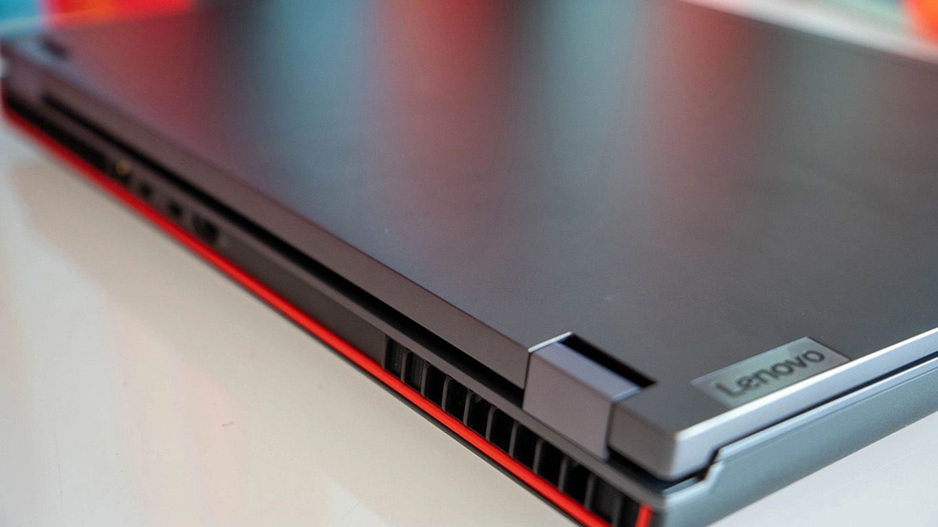Lenovo ThinkPad P16: Máy trạm siêu mạnh, siêu di động