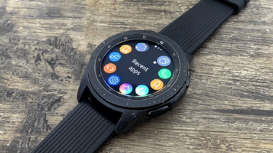 Настройка samsung watch. Samsung Galaxy watch камера. Galaxy watch 3 Titan. Samsung Galaxy watch 46 mm крышка. Разобранные Samsung Galaxy watch.