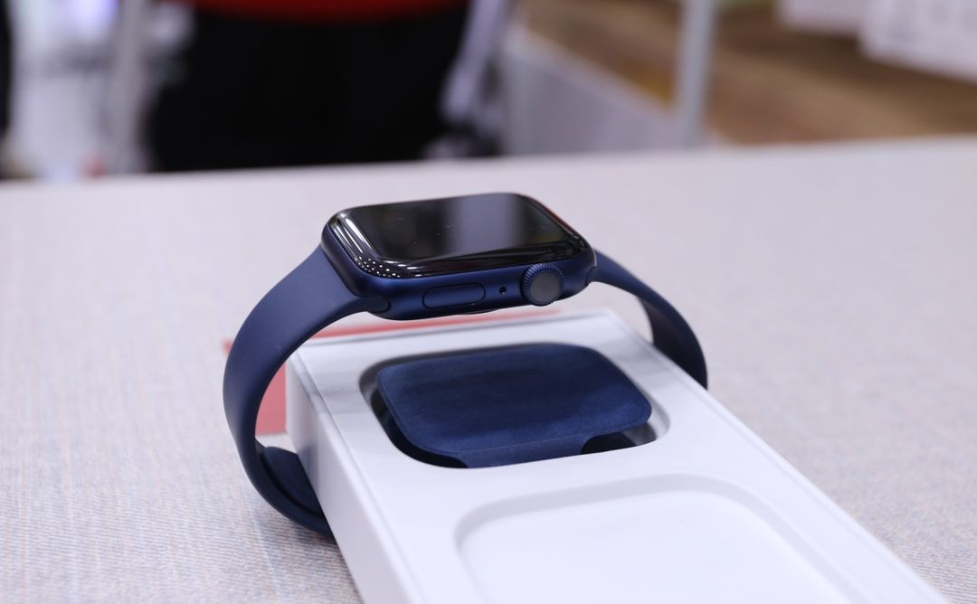 Tham thảo 5 mẫu đồng hồ thông minh smartwatch đo huyết áp, nhịp tim 2021