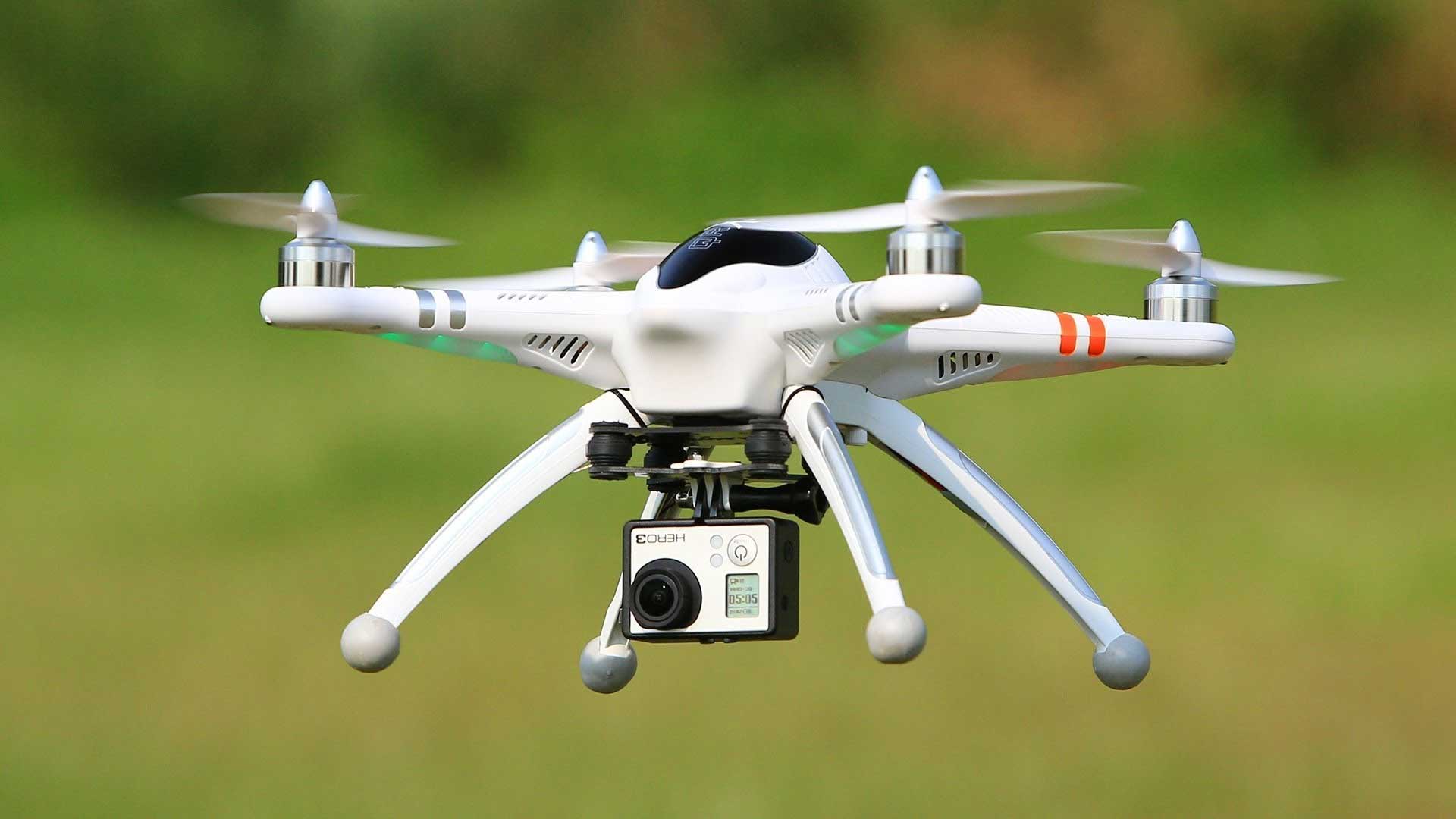 flycam-khac-voi-drone-nhu-the-nao